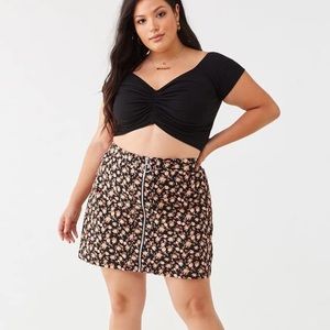 NWT Forever 21 Floral Mini Skirt Size 3X